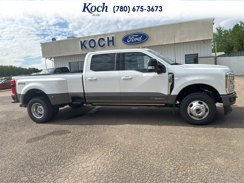 NEW 2026 Ford F-350 Super Duty King Ranch - Star White Tri-coat Metallic Exterior / JAVA LEATHER Interior - $129,339 - Stock #A26200 - VIN 1FT8W3DTXTEE46591 - Photo 14