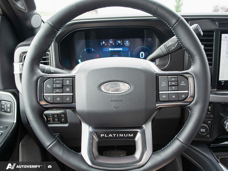 NEW 2026 Ford F-350 Super Duty Platinum - Star White Tri-Coat Exterior / BLACK ONYX/PLATINUM BLUE, UNIQUE PLATINUM LEATHER 40/CONSOLE/40 Interior - $121,217 - Stock #D60704 - VIN 1FT8W3DM0TEE32921 - Photo 14