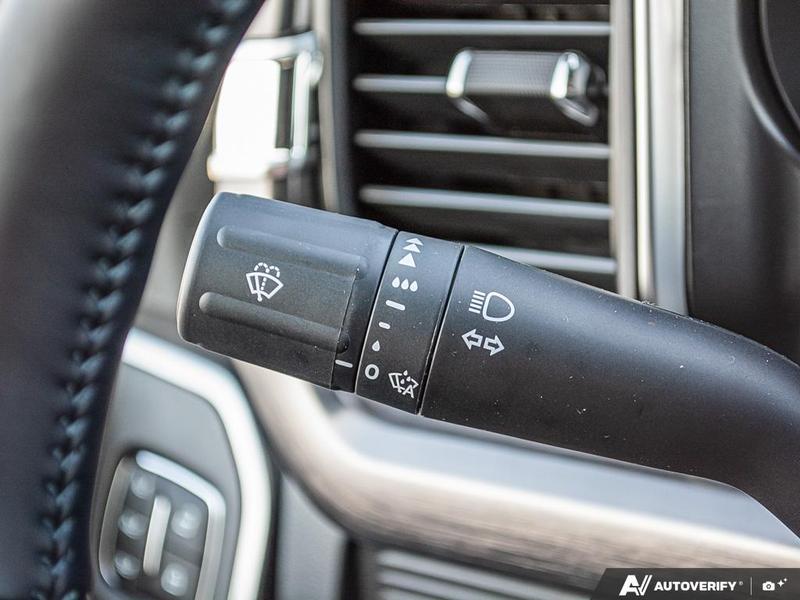 NEW 2026 Ford F-350 Super Duty Platinum - Argon Blue Metallic Exterior / BLACK ONYX/BLUE LEATHER Interior - $135,503 - Stock #E60534 - VIN 1FT8W3BMXTEE28331 - Photo 16