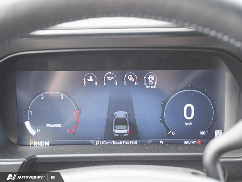 NEW 2026 Ford F-350 Super Duty Platinum - Agate Black Metallic Exterior / BLACK ONYX/PLATINUM BLUE, UNIQUE PLATINUM LEATHER 40/CONSOLE/40 Interior - $121,938 - Stock #D60753 - VIN 1FT8W3BMXTEE03297 - Photo 15