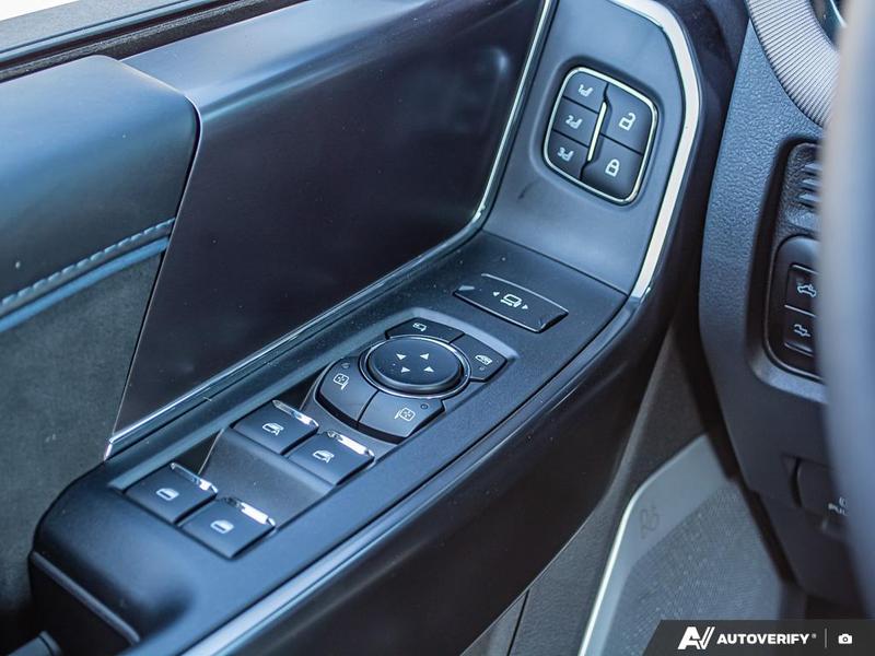 NEW 2026 Ford F-350 Super Duty Platinum Tremor - Glacier Gray Exterior / BLACK ONYX/BLUE LEATHER Interior - $128,193 - Stock #E60035 - VIN 1FT8W3BM4TEC29646 - Photo 17