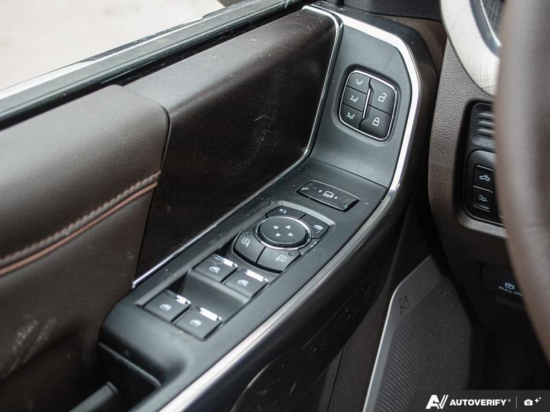 NEW 2026 Ford F-350 Super Duty King Ranch - Oxford White/marsh Grey Exterior / JAVA LEATHER Interior - $122,662 - Stock #E60467 - VIN 1FT8W3BT1TEE00845 - Photo 17