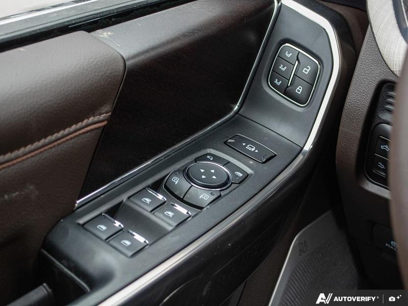 NEW 2026 Ford F-350 Super Duty King Ranch - Agate Black/marsh Grey Accent Exterior / JAVA LEATHER Interior - $122,662 - Stock #E60468 - VIN 1FT8W3BT3TEE05660 - Photo 17
