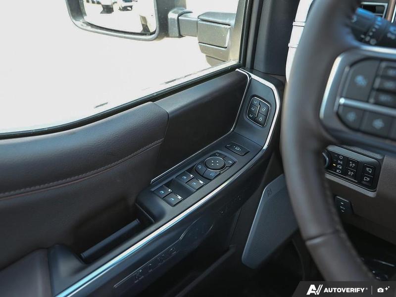 NEW 2026 Ford F-350 Super Duty King Ranch DRW - Star White/marsh Grey Accent Exterior / JAVA LEATHER Interior - $131,828 - Stock #E60586 - VIN 1FT8W3DM1TEE28795 - Photo 17
