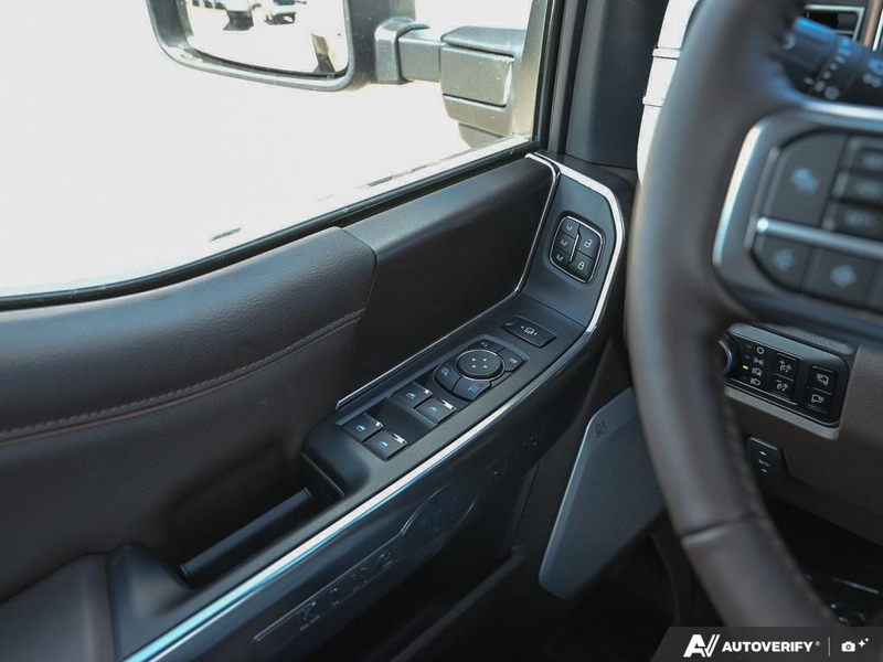 NEW 2026 Ford F-350 Super Duty King Ranch DRW - Star White/marsh Grey Accent Exterior / JAVA LEATHER Interior - $126,778 - Stock #E60586 - VIN 1FT8W3DM1TEE28795 - Photo 17