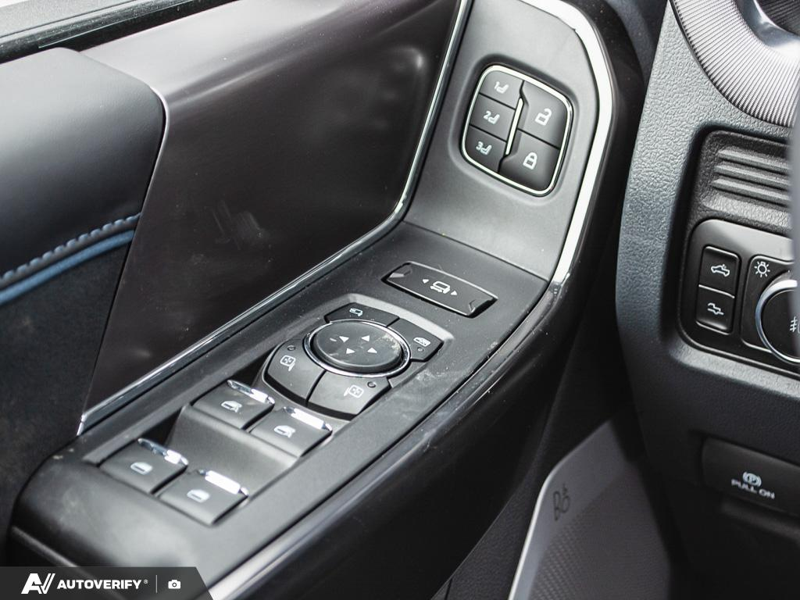 NEW 2026 Ford F-350 Super Duty Platinum - Agate Black Exterior / BLACK ONYX/BLUE LEATHER Interior - $125,616 - Stock #D60355 - VIN 1FT8W3BT0TEE03431 - Photo 17