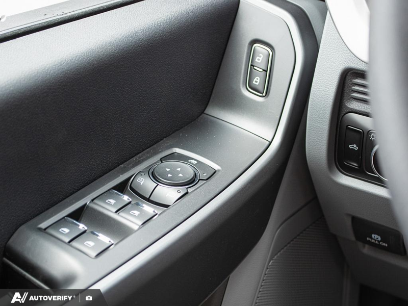 NEW 2026 Ford F-350 Super Duty XLT - Oxford White Exterior / MEDIUM DARK SLATE CLOTH Interior - $87,264 - Stock #D60619 - VIN 1FT8W3BT2TEE86652 - Photo 17
