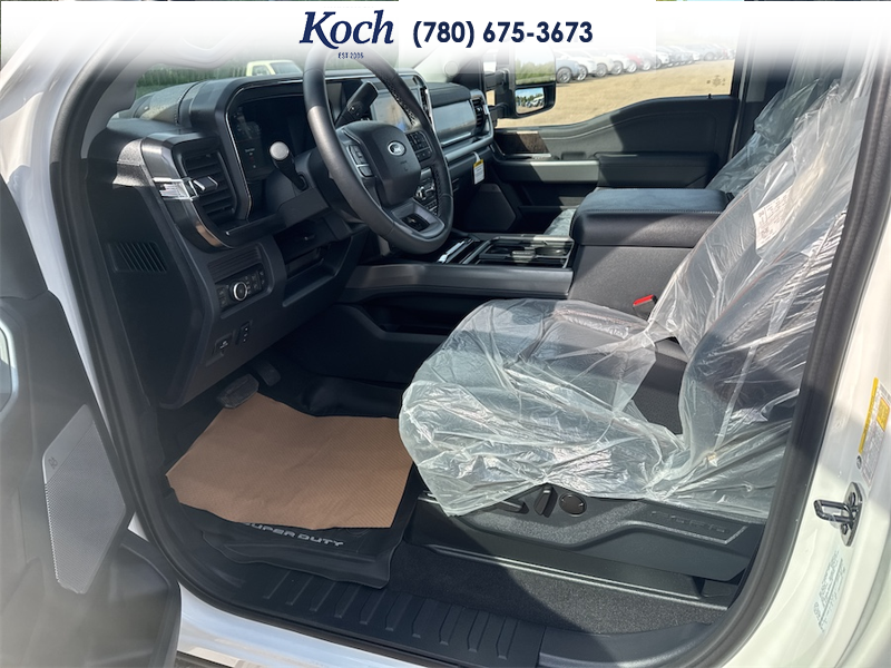 NEW 2026 Ford F-350 Super Duty Lariat - Star White Tri-Coat Exterior / BAJA, FRONT ACTIVEX TRIMMED 40/CONSOLE/40 SEATS Interior - $116,478 - Stock #A26239 - VIN 1FT8W3BT8TEF40116 - Photo 17