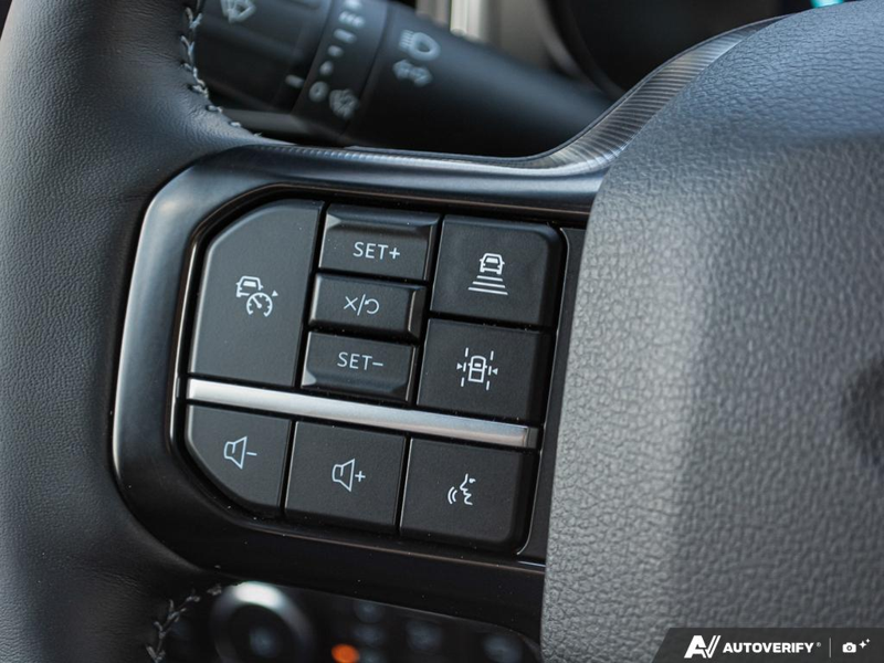 NEW 2026 Ford F-350 Super Duty Platinum Tremor - Agate Black Exterior / BLACK ONYX/BLUE LEATHER Interior - $141,353 - Stock #E60283 - VIN 1FT8W3BM8TED60496 - Photo 18