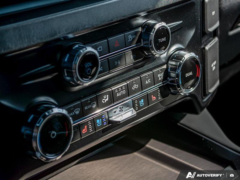 NEW 2026 Ford F-350 Super Duty Platinum Tremor - Glacier Gray Exterior / BLACK ONYX/BLUE LEATHER Interior - $128,193 - Stock #E60035 - VIN 1FT8W3BM4TEC29646 - Photo 20
