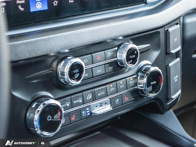 NEW 2026 Ford F-350 Super Duty Platinum - Agate Black Exterior / BLACK ONYX/BLUE LEATHER Interior - $125,361 - Stock #D60412 - VIN 1FT8W3BM0TEE29438 - Photo 20