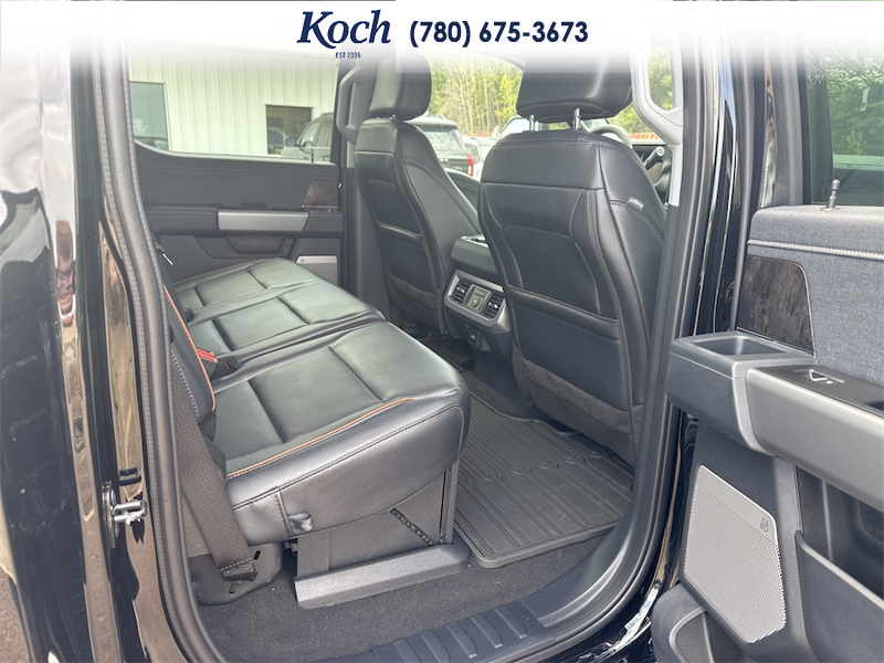 NEW 2026 Ford F-350 Super Duty Lariat - Agate Black Exterior / BAJA LEATHER TRIM Interior - $110,768 - Stock #A26168 - VIN 1FT8W3BT5TEE59106 - Photo 20