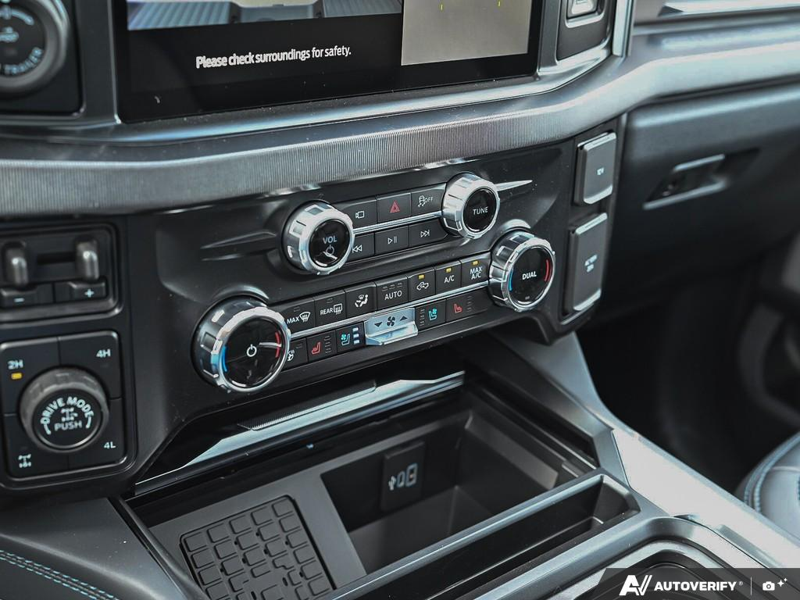 NEW 2026 Ford F-350 Super Duty Platinum Tremor - Agate Black Exterior / BLACK ONYX/BLUE LEATHER Interior - $124,453 - Stock #E60443 - VIN 1FT8W3BM7TED99614 - Photo 20