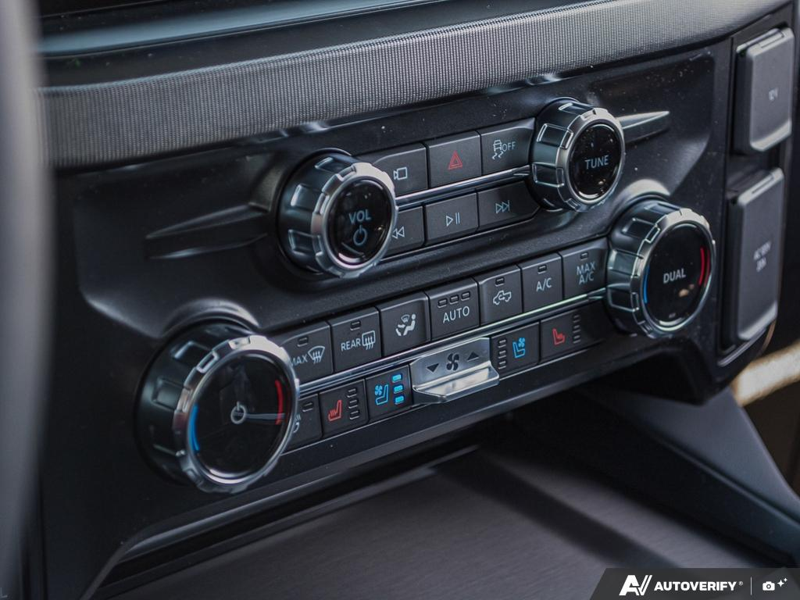 NEW 2026 Ford F-350 Super Duty Platinum - Agate Black Exterior / BLACK ONYX/BLUE LEATHER Interior - $122,798 - Stock #E60572 - VIN 1FT8W3BM9TEE28806 - Photo 20
