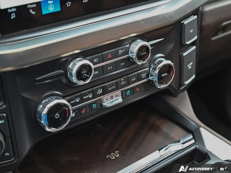 NEW 2026 Ford F-350 Super Duty King Ranch DRW - Agate Black/marsh Grey Accent Exterior / JAVA LEATHER Interior - $127,903 - Stock #E60579 - VIN 1FT8W3DMXTEE36829 - Photo 20