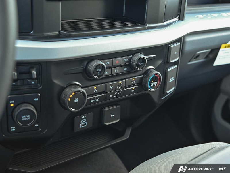NEW 2026 Ford F-350 Super Duty STX - Avalanche Exterior / MED DARK SLATE VINYL Interior - $84,949 - Stock #E60791 - VIN 1FT8W3BT0TEE76993 - Photo 20