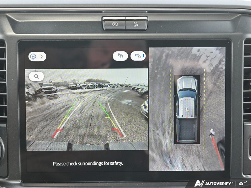 NEW 2026 Ford F-350 Super Duty Platinum Tremor - Star White Tri-coat Metallic Exterior / BLACK ONYX/BLUE LEATHER Interior - $127,253 - Stock #E60436 - VIN 1FT8W3BM9TEE06076 - Photo 21