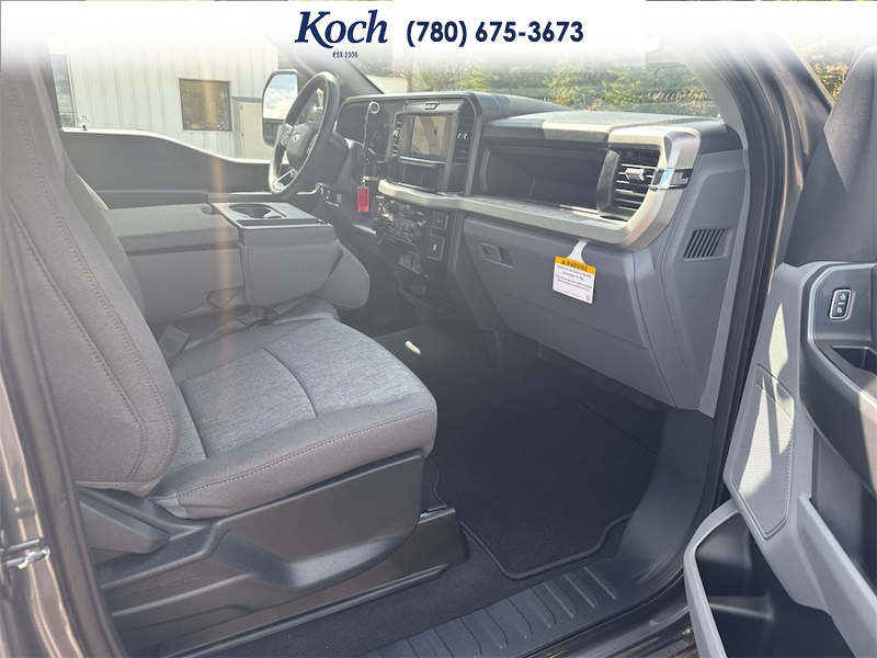 NEW 2026 Ford F-350 Super Duty XL - Carbonized Grey Metallic Exterior / MEDIUM DARK SLATE CLOTH Interior - $92,974 - Stock #A26131 - VIN 1FT8W3BT4TED60504 - Photo 21