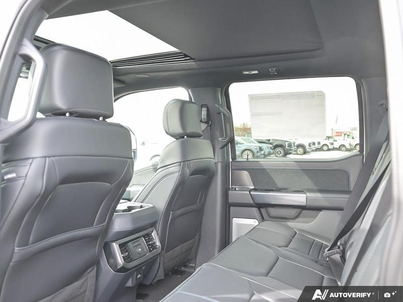NEW 2026 Ford F-350 Super Duty Platinum - Star White Tri-coat Metallic Exterior / BLACK ONYX/BLUE LEATHER Interior - $125,528 - Stock #E60392 - VIN 1FT8W3BT6TED89079 - Photo 24