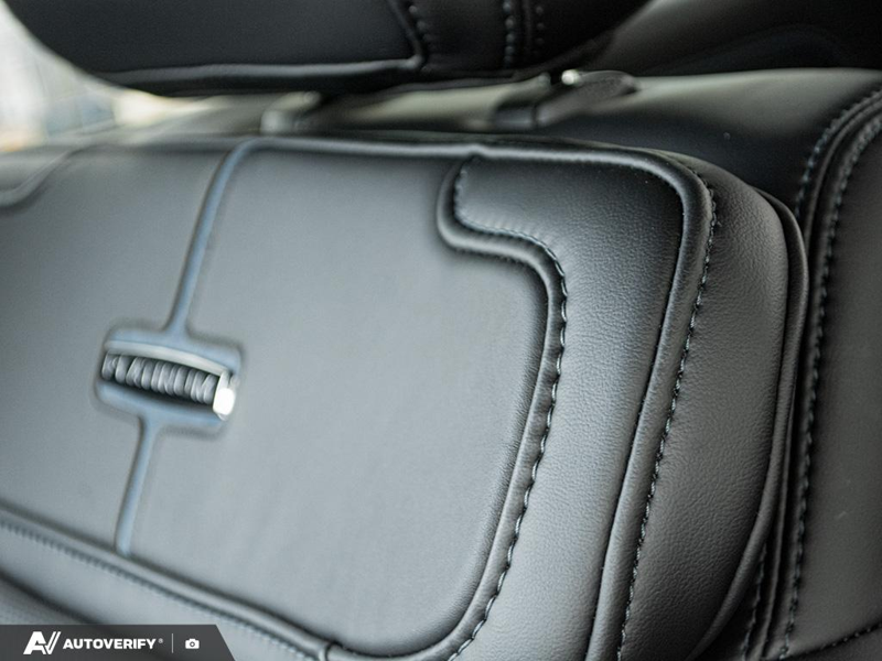 NEW 2026 Ford F-350 Super Duty Platinum - Agate Black Metallic Exterior / BLACK ONYX/PLATINUM BLUE, UNIQUE PLATINUM LEATHER 40/CONSOLE/40 Interior - $121,938 - Stock #D60753 - VIN 1FT8W3BMXTEE03297 - Photo 24