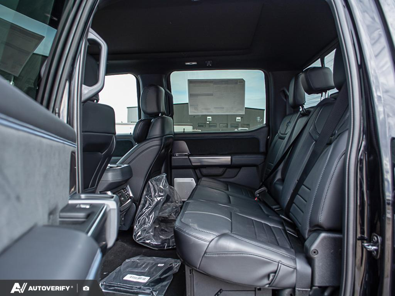 NEW 2026 Ford F-350 Super Duty Platinum - Agate Black Exterior / BLACK ONYX/BLUE LEATHER Interior - $125,616 - Stock #D60355 - VIN 1FT8W3BT0TEE03431 - Photo 25