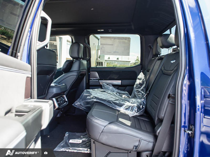 NEW 2026 Ford F-350 Super Duty Platinum - Argon Blue Metallic Exterior / BLACK ONYX/BLUE LEATHER Interior - $115,636 - Stock #D60599 - VIN 1FT8W3BT6TEE88940 - Photo 25
