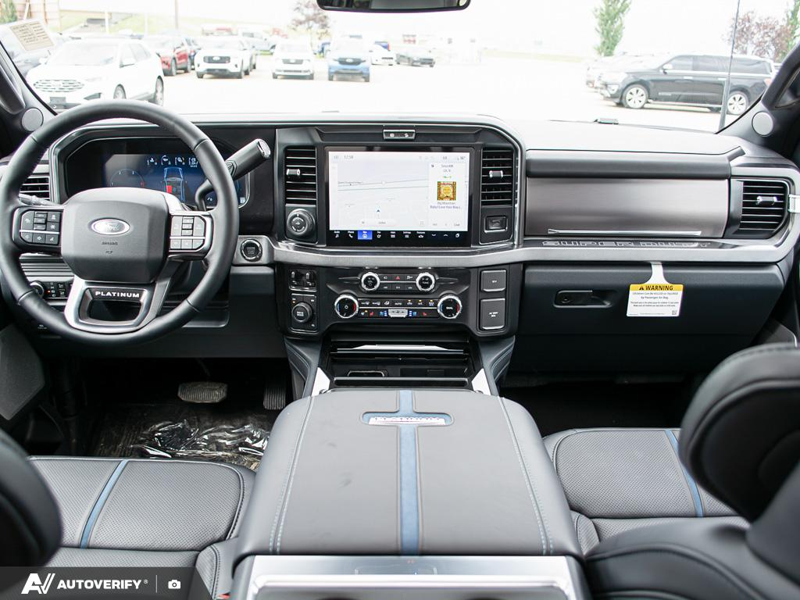 NEW 2026 Ford F-350 Super Duty Platinum - Star White Tri-Coat Exterior / BLACK ONYX/PLATINUM BLUE, UNIQUE PLATINUM LEATHER 40/CONSOLE/40 Interior - $121,217 - Stock #D60704 - VIN 1FT8W3DM0TEE32921 - Photo 26