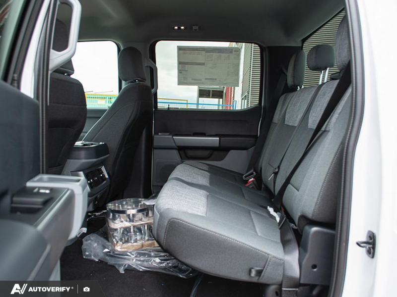 NEW 2026 Ford F-350 Super Duty XLT - Oxford White Exterior / MEDIUM DARK SLATE CLOTH Interior - $87,264 - Stock #D60619 - VIN 1FT8W3BT2TEE86652 - Photo 26
