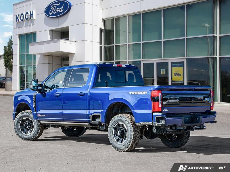 NEW 2026 Ford F-350 Super Duty Platinum - Argon Blue Metallic Exterior / BLACK ONYX/BLUE LEATHER Interior - $135,503 - Stock #E60534 - VIN 1FT8W3BMXTEE28331 - Photo 4