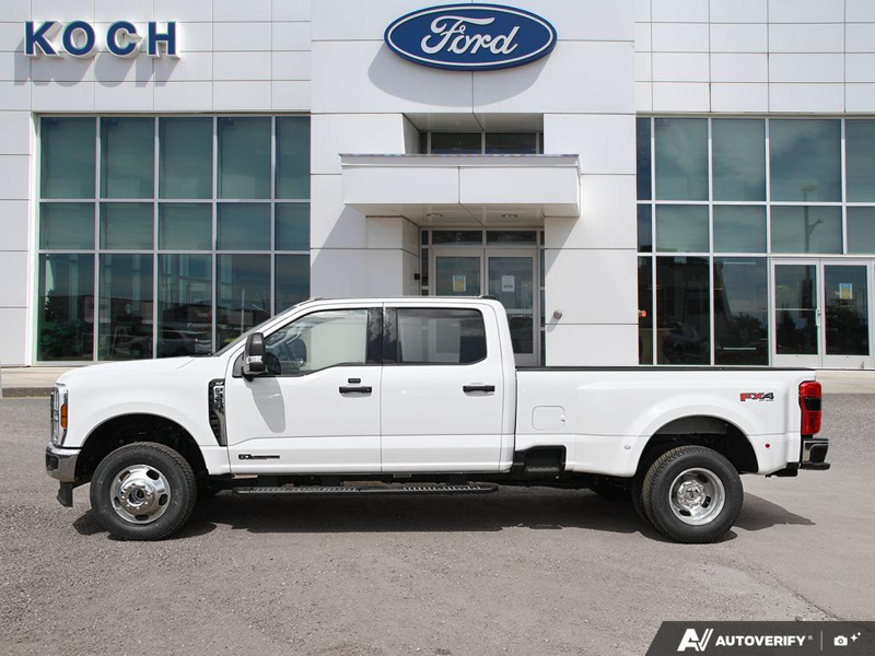 NEW 2026 Ford F-350 Super Duty XLT DRW - Oxford White Exterior / MEDIUM DARK SLATE CLOTH Interior - $97,219 - Stock #E60441 - VIN 1FT8W3DT0TED88541 - Photo 3