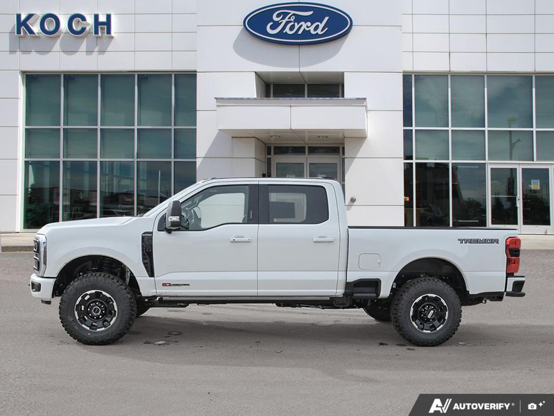 NEW 2026 Ford F-350 Super Duty Platinum Tremor - Star White Tri-coat Metallic Exterior / BLACK ONYX/BLUE LEATHER Interior - $127,253 - Stock #E60436 - VIN 1FT8W3BM9TEE06076 - Photo 3
