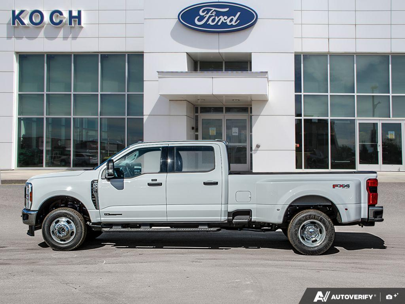 NEW 2026 Ford F-350 Super Duty XLT DRW - Oxford White Exterior / MEDIUM DARK SLATE CLOTH Interior - $93,919 - Stock #E60466 - VIN 1FT8W3DT3TEE00083 - Photo 3