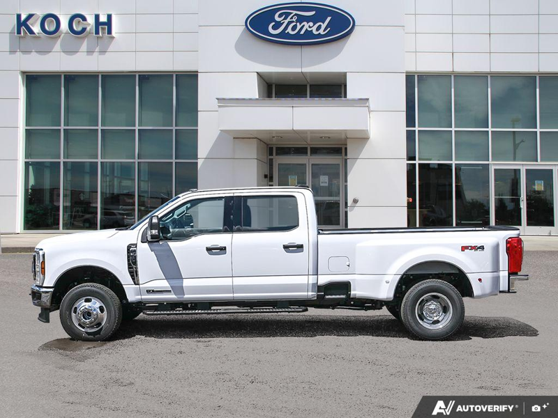 NEW 2026 Ford F-350 Super Duty XLT DRW - Oxford White Exterior / MEDIUM DARK SLATE CLOTH Interior - $91,954 - Stock #E60757 - VIN 1FT8W3DT2TEE82498 - Photo 3