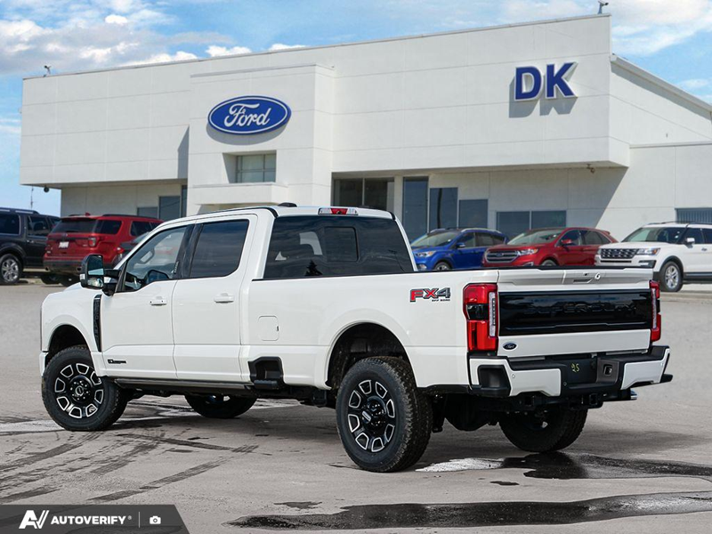 NEW 2026 Ford F-350 Super Duty Platinum - Star White Tri-coat Metallic Exterior / BLACK ONYX/BLUE LEATHER Interior - $121,861 - Stock #D60408 - VIN 1FT8W3BT9TEE27596 - Photo 4