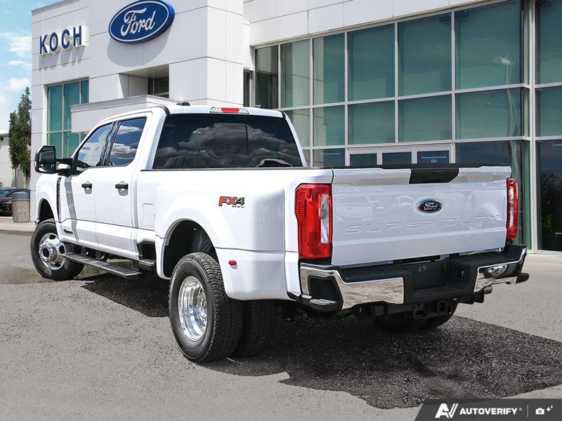 NEW 2026 Ford F-350 Super Duty XLT DRW - Oxford White Exterior / MEDIUM DARK SLATE CLOTH Interior - $91,954 - Stock #E60757 - VIN 1FT8W3DT2TEE82498 - Photo 4