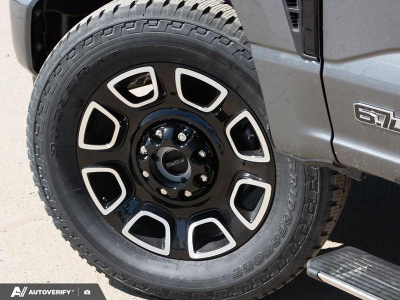 NEW 2026 Ford F-350 Super Duty Platinum - Carbonized Grey Metallic Exterior / BLACK ONYX/BLUE LEATHER Interior - $120,761 - Stock #D60428 - VIN 1FT8W3BT1TEE29312 - Photo 6