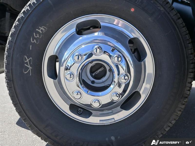 NEW 2026 Ford F-350 Super Duty King Ranch DRW - Star White/marsh Grey Accent Exterior / JAVA LEATHER Interior - $131,828 - Stock #E60586 - VIN 1FT8W3DM1TEE28795 - Photo 6