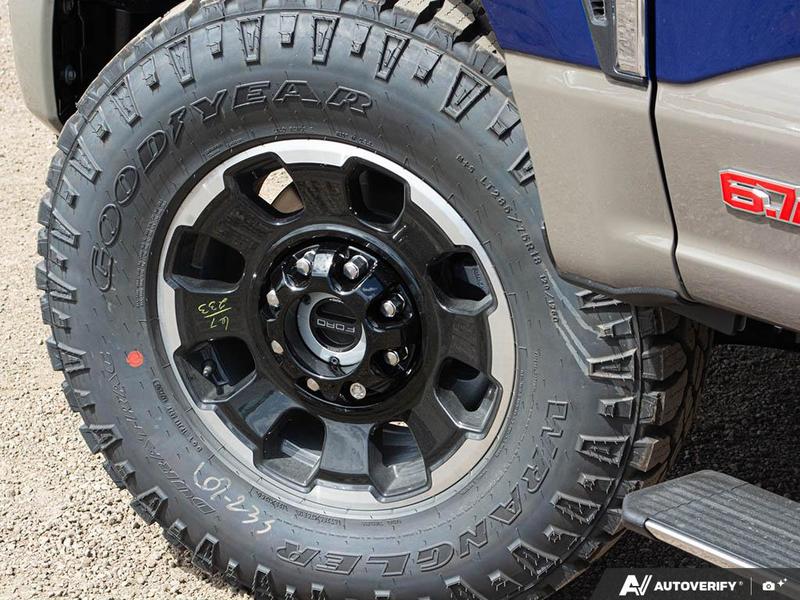 NEW 2026 Ford F-350 Super Duty King Ranch Tremor - Argon Blue/marsh Grey Exterior / JAVA LEATHER Interior - $135,067 - Stock #E60597 - VIN 1FT8W3BM6TEE28133 - Photo 6