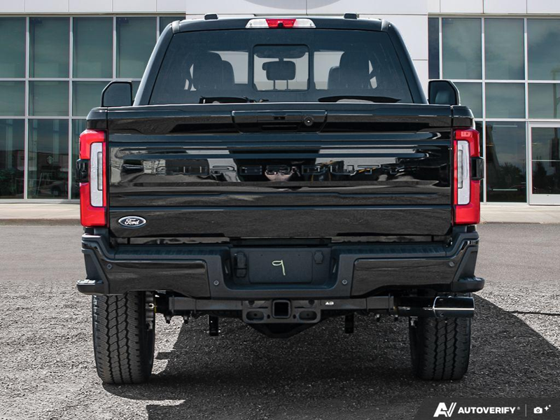 NEW 2026 Ford F-350 Super Duty Platinum Long Box - Agate Black Exterior / BLACK ONYX/BLUE LEATHER Interior - $124,898 - Stock #E60376 - VIN 1FT8W3BM2TED95941 - Photo 5