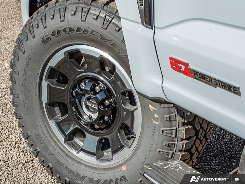 NEW 2026 Ford F-350 Super Duty Platinum Tremor - Glacier Gray Exterior / BLACK ONYX/BLUE LEATHER Interior - $128,693 - Stock #E60035 - VIN 1FT8W3BM4TEC29646 - Photo 6