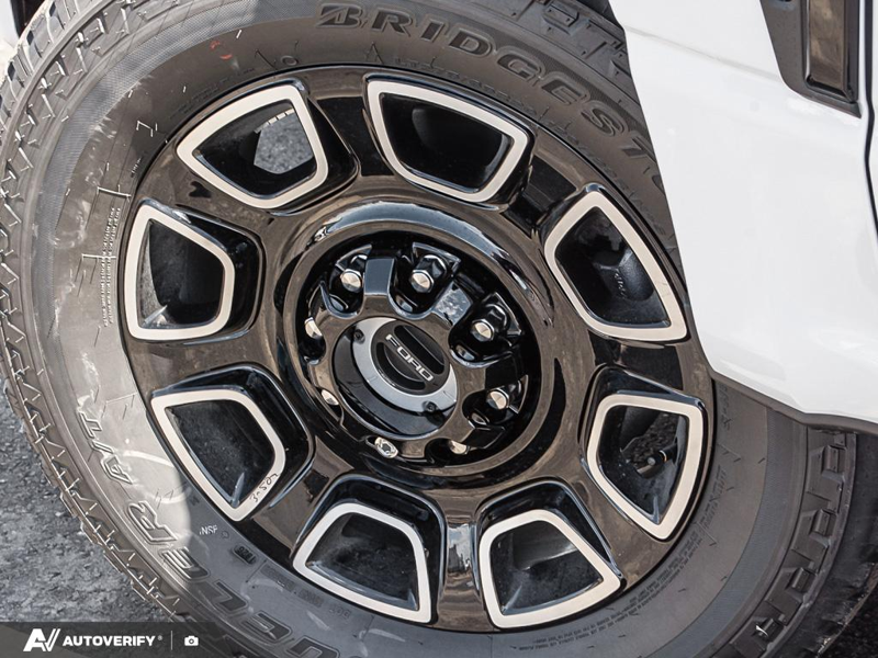 NEW 2026 Ford F-350 Super Duty Platinum - Star White Tri-Coat Exterior / BLACK ONYX/BLUE LEATHER Interior - $115,952 - Stock #D60597 - VIN 1FT8W3BT7TEE90714 - Photo 6