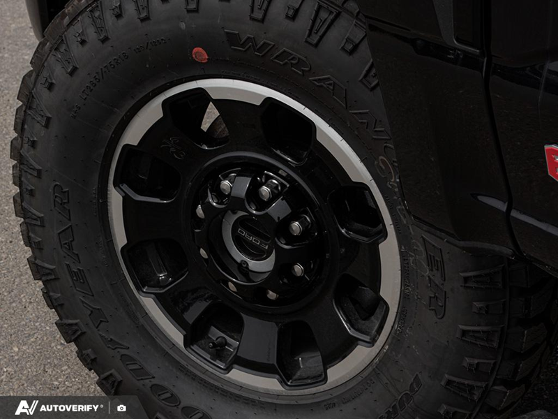 NEW 2026 Ford F-350 Super Duty Platinum - Agate Black Metallic Exterior / BLACK ONYX/PLATINUM BLUE, UNIQUE PLATINUM LEATHER 40/CONSOLE/40 Interior - $121,938 - Stock #D60753 - VIN 1FT8W3BMXTEE03297 - Photo 6