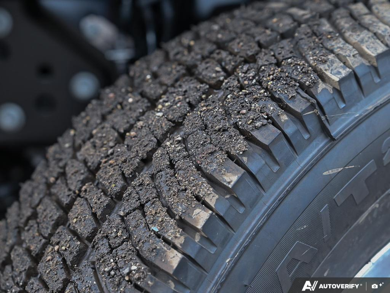 NEW 2026 Ford F-350 Super Duty King Ranch DRW - Agate Black/marsh Grey Accent Exterior / JAVA LEATHER Interior - $127,903 - Stock #E60579 - VIN 1FT8W3DMXTEE36829 - Photo 7