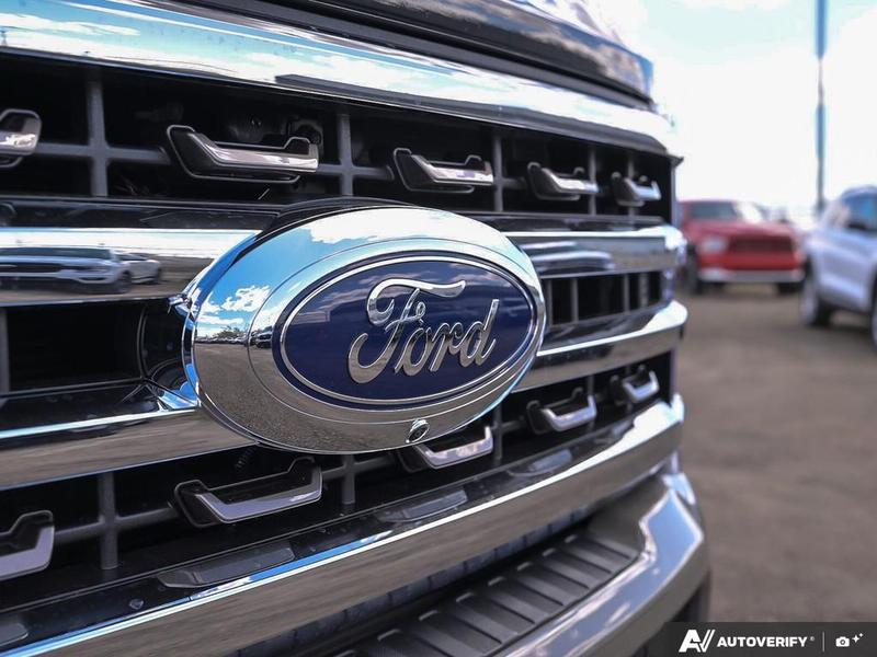 NEW 2026 Ford F-350 Super Duty King Ranch - Agate Black/marsh Grey Accent Exterior / JAVA LEATHER Interior - $130,912 - Stock #E60649 - VIN 1FT8W3BM1TEE28377 - Photo 9