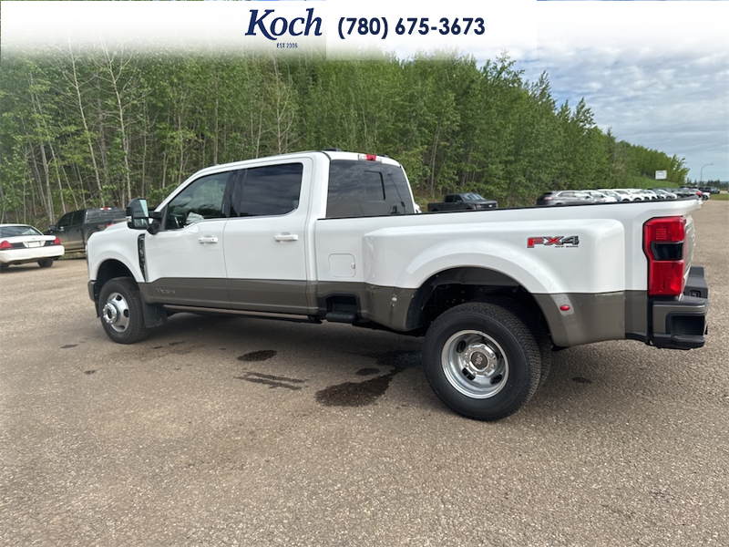 NEW 2026 Ford F-350 Super Duty King Ranch - Star White Tri-coat Metallic Exterior / JAVA LEATHER Interior - $129,339 - Stock #A26200 - VIN 1FT8W3DTXTEE46591 - Photo 9