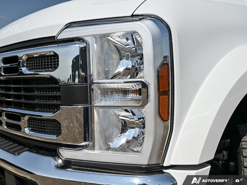 NEW 2026 Ford F-450 Super Duty XLT - Oxford White Exterior / MEDIUM DARK SLATE CLOTH Interior - $106,099 - Stock #E60861 - VIN 1FT8W4DT7TEE70305 - Photo 10