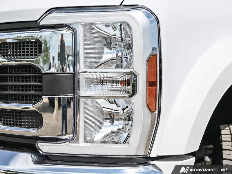 NEW 2026 Ford F-450 Super Duty XLT - Oxford White Exterior / MEDIUM DARK SLATE CLOTH Interior - $101,039 - Stock #E60843 - VIN 1FT8W4DT7TEF06445 - Photo 10