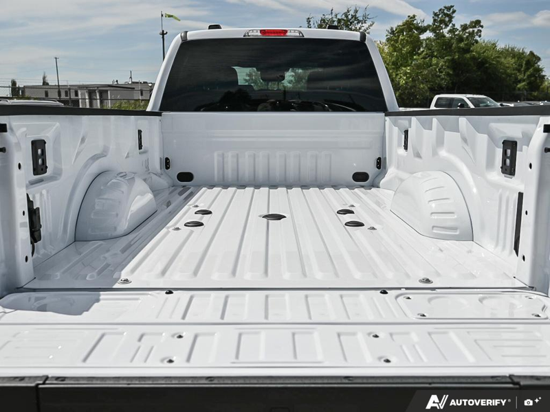 NEW 2026 Ford F-450 Super Duty XLT - Oxford White Exterior / MEDIUM DARK SLATE CLOTH Interior - $105,039 - Stock #E60843 - VIN 1FT8W4DT7TEF06445 - Photo 11