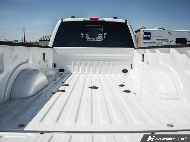 NEW 2026 Ford F-450 Super Duty King Ranch - Star White/marsh Grey Accent Exterior / JAVA LEATHER Interior - $135,787 - Stock #E60404 - VIN 1FT8W4DM0TEE06549 - Photo 11