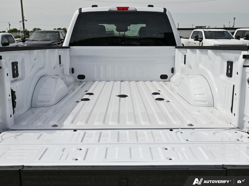 NEW 2026 Ford F-450 Super Duty XLT - Oxford White Exterior / MEDIUM DARK SLATE CLOTH Interior - $102,099 - Stock #E60874 - VIN 1FT8W4DTXTEE98745 - Photo 11